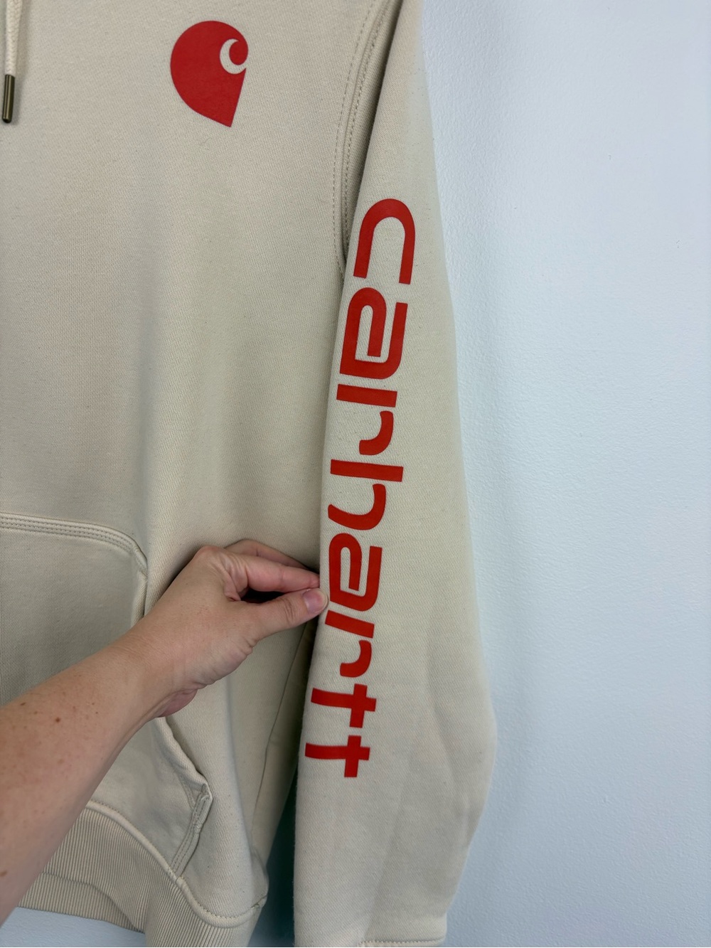 Carhartt Women's Light Tan Hoodie Medium Relaxed Fit Workwear Gorpcore Utility - Picture 2 of 8
